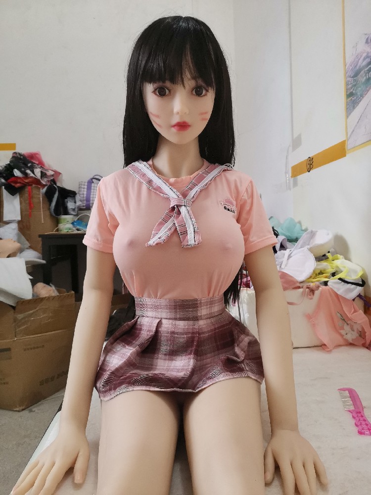 1.6米，身材不错，肩有点压痕，490邮自理