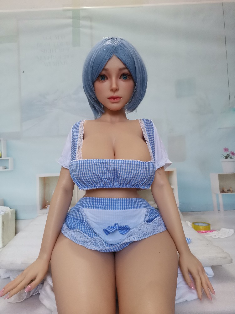 【AA540】大匈先纳信全硅胶1.65米，软硅胶头带口腔，超软液态大匈，脚轻微修补，整体成色新，3900邮自理！