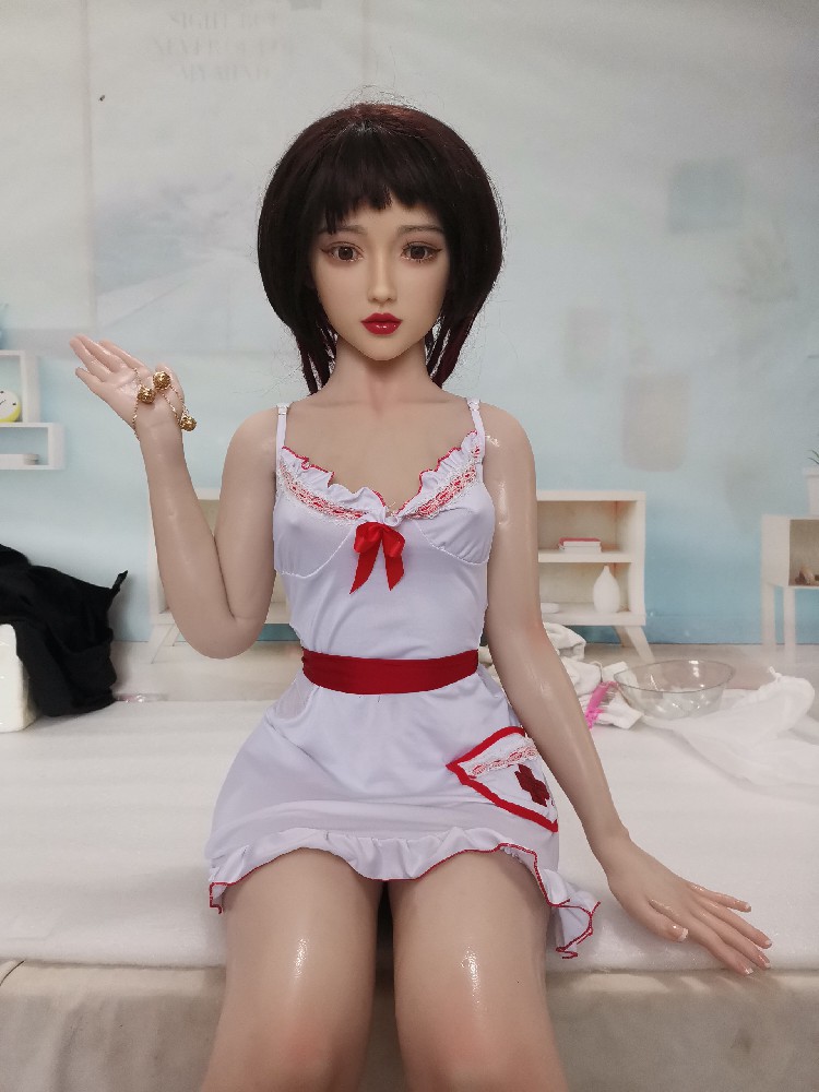 （AA401） 全硅胶娃娃高1.4米，套发，原主人把头发和头皮粘起来了，带站立，890邮自理！