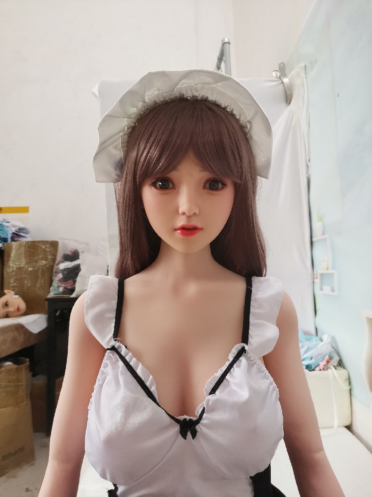 （BA587） 彼之良铃兰  1.55米，硅胶头，带指骨，屁股有点压痕，1500邮自理！